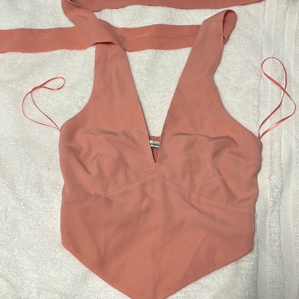 Pink Abercrombie&Fitch halter top